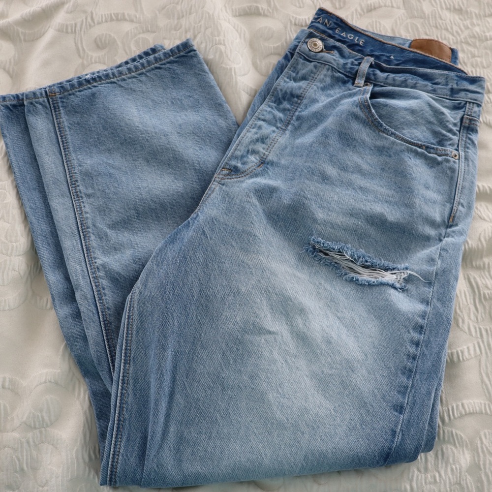 American Eagle Mom Jeans